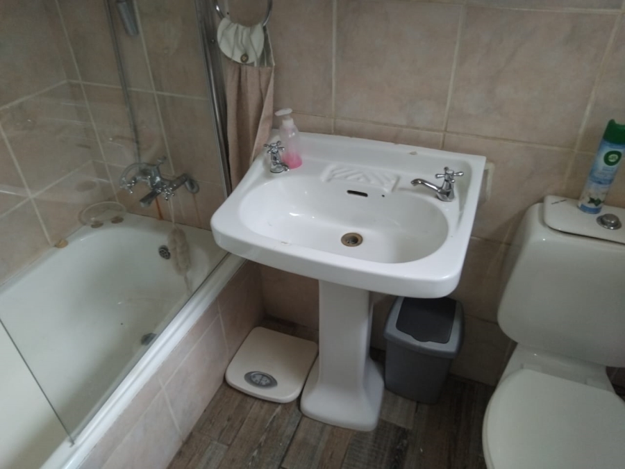 3 Bedroom Property for Sale in Wilkoppies North West